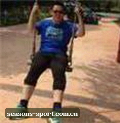李芳